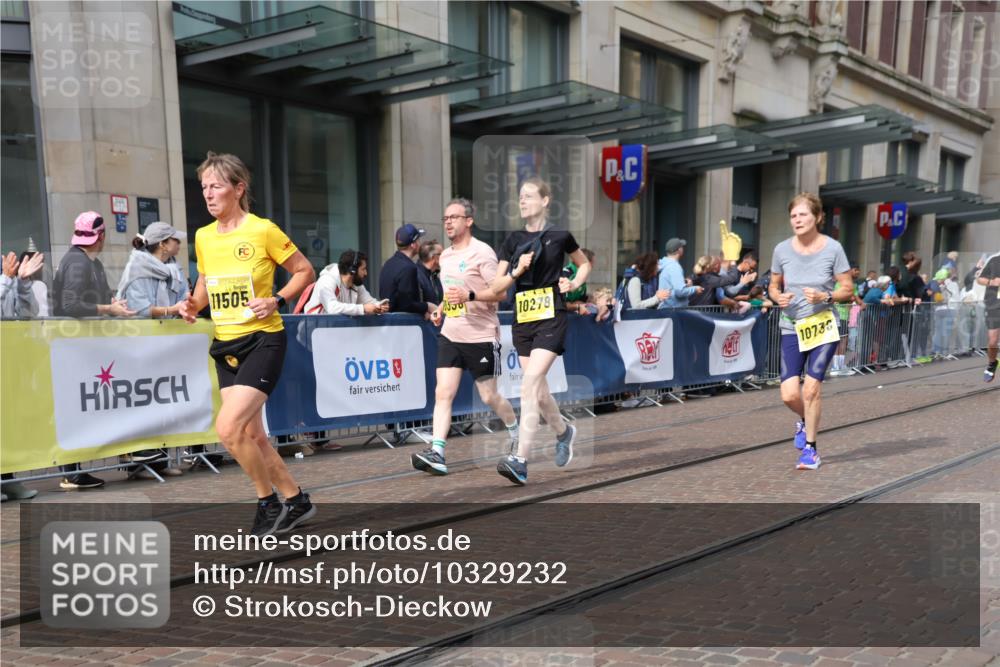 13.09.2026 - 21. swb-Marathon Bremen Strokosch-Dieckow http://msf.ph/oto/10329232 13.09.2026 11:02:13 Ziel 10153, 10154, 10273, 10274, 10278, 10338, 10738, 10885, 10915, 10943, 11137, 11261, 11505, 11508, 11526, 11554, 11662, 11853, 11886, 11890, 11945, 12154, 12169, 12252, 12429, 12451, 12489, 10173, 10257, 10331, 10409, 10439, 10444, 10473, 10500, 10617, 10636, 10803, 10817, 10924, 10943, 11115, 11249, 11268, 11436, 11576, 11811, 11859, 12016, 12042, 12094, 12095, 12134, 12135, 12145, 12360, 12412, 12437, 12506 meine-sportfotos.de