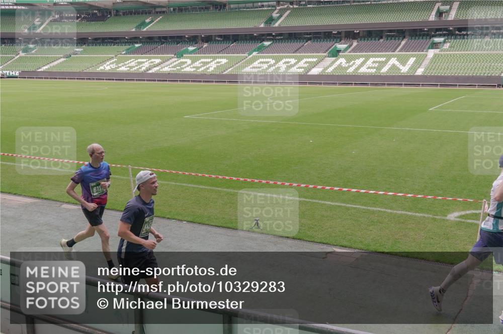 13.09.2026 - 21. swb-Marathon Bremen Michael Burmester http://msf.ph/oto/10329283 13.09.2026 12:59:54 Laufen im Stadion 135, 148, 191, 226, 232, 260, 342, 651, 745, 972, 1080, 1166, 1209, 1368, 1493, 1494, 1516, 1650, 1861, 1935, 1963, 2088, 2210, 2289, 2293, 2306, 2322, 2367, 2427, 2481, 2517, 2570, 2577, 2686, 2700, 2708, 2806, 2807, 2827, 2885, 2899, 2906, 2914, 2953, 2961, 2979, 3015, 3021, 3076, 3098, 3105, 3120, 3124, 3145, 3168, 3173, 3190, 3233, 3273, 3354, 3435, 3480, 3516, 3531, 3642, 3652, 3729, 3774, 3855, 3856, 3861, 3930, 3934 meine-sportfotos.de