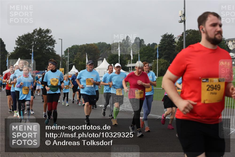 13.09.2026 - Kiel Lauf Andreas Tolksdorf http://msf.ph/oto/10329325 13.09.2026 09:30:36 Kiellinie 5940, 5938, 1138, 1961, 39, 11828, 2949 meine-sportfotos.de