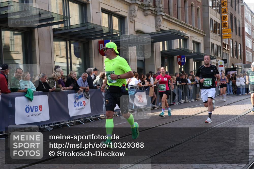 13.09.2026 - 21. swb-Marathon Bremen Strokosch-Dieckow http://msf.ph/oto/10329368 13.09.2026 13:21:38 Ziel 141, 148, 572, 1209, 2051, 2397, 3290, 3338, 3652, 3695, 3774, 3934, 4581, 4735, 5193, 6865, 6976, 7098, 8438, 8452, 8924, 8947, 9421, 9599, 9839, 10120, 1130, 1254, 2088, 2397, 2570, 2904, 3120, 3202, 3435, 3534, 3655, 3695, 3930, 4165, 4234, 4445, 4484, 4519, 5542, 6862, 6865, 7176, 8184, 8270, 8384, 8730, 8923, 9048, 9059, 9514, 9722, 9900, 13145 meine-sportfotos.de