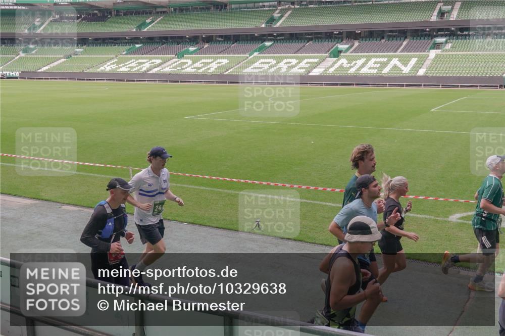 13.09.2026 - 21. swb-Marathon Bremen Michael Burmester http://msf.ph/oto/10329638 13.09.2026 13:00:23 Laufen im Stadion 135, 191, 226, 232, 242, 260, 318, 342, 440, 651, 687, 745, 972, 1080, 1166, 1209, 1368, 1493, 1494, 1516, 1650, 1861, 1935, 1963, 2088, 2210, 2289, 2293, 2306, 2322, 2370, 2409, 2427, 2481, 2485, 2490, 2517, 2560, 2561, 2570, 2627, 2658, 2686, 2700, 2708, 2781, 2806, 2827, 2885, 2899, 2906, 2914, 2953, 2961, 2967, 2979, 3015, 3076, 3098, 3105, 3124, 3145, 3168, 3173, 3190, 3233, 3273, 3354, 3385, 3480, 3516, 3524, 3531, 3642, 3652, 3729, 3774, 3855, 3856, 3861, 3930, 3934 meine-sportfotos.de