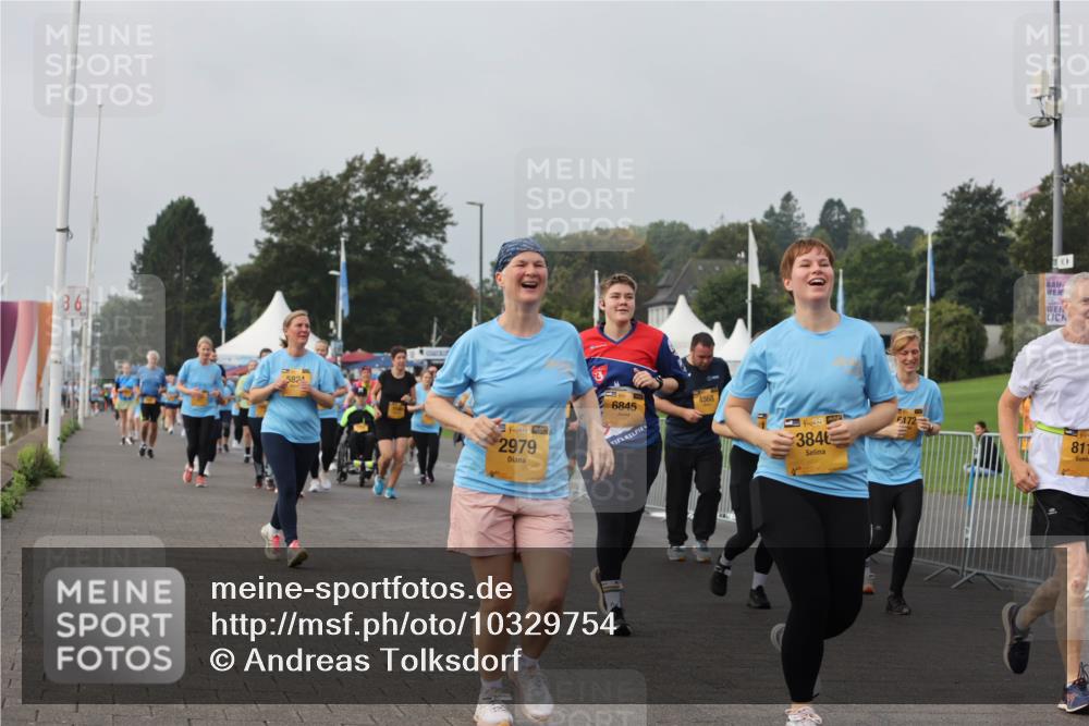 13.09.2026 - Kiel Lauf Andreas Tolksdorf http://msf.ph/oto/10329754 13.09.2026 09:31:05 Kiellinie 86, 5824, 4, 38, 2979, 6845, 4568, 39, 3846, 172, 817 meine-sportfotos.de