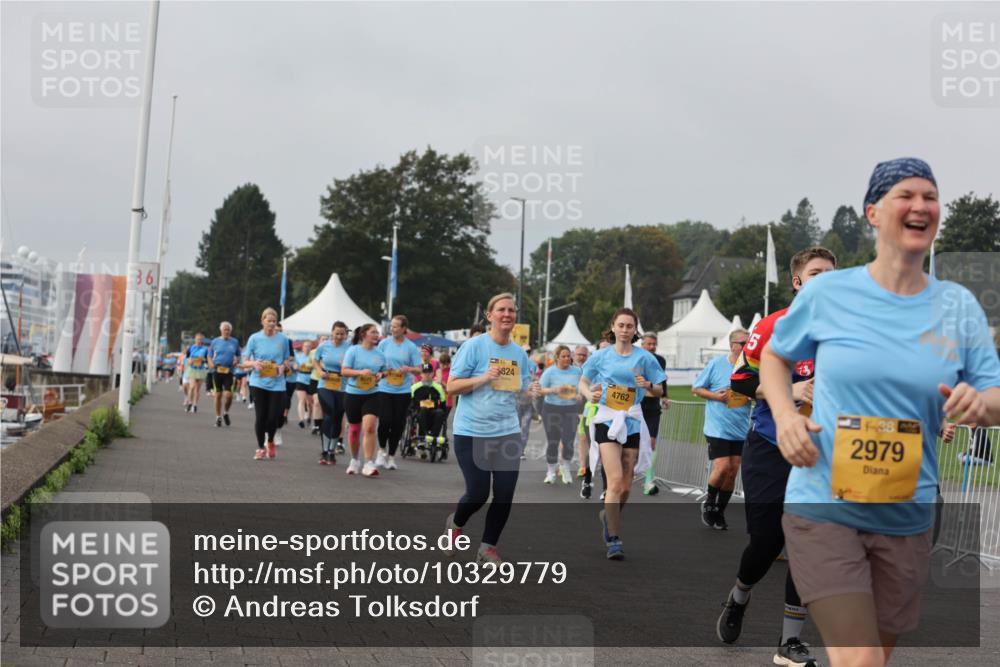 13.09.2026 - Kiel Lauf Andreas Tolksdorf http://msf.ph/oto/10329779 13.09.2026 09:31:06 Kiellinie 36, 824, 4762, 2979 meine-sportfotos.de