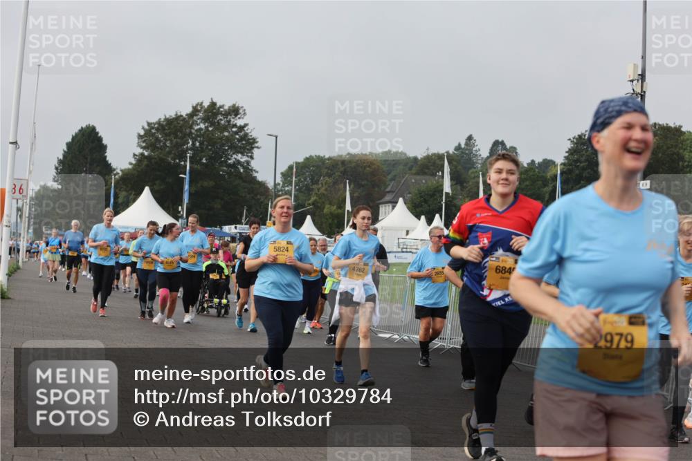 13.09.2026 - Kiel Lauf Andreas Tolksdorf http://msf.ph/oto/10329784 13.09.2026 09:31:07 Kiellinie 36, 5824, 4762, 2655, 684, 2979 meine-sportfotos.de