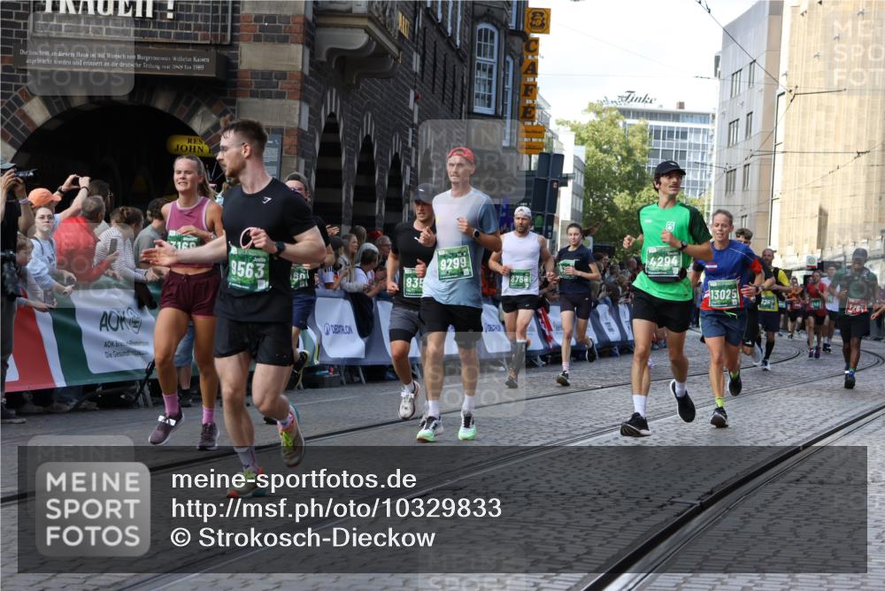 13.09.2026 - 21. swb-Marathon Bremen Strokosch-Dieckow http://msf.ph/oto/10329833 13.09.2026 13:25:17 Ziel 972, 1080, 1264, 2322, 2761, 3015, 3105, 4091, 4113, 4262, 4507, 4918, 4973, 5664, 6079, 6360, 6544, 6807, 6943, 7409, 7854, 8245, 8853, 9073, 9152, 9360, 10103, 209, 260, 1650, 1658, 2046, 3168, 4294, 5755, 5814, 6380, 7252, 8357, 8695, 8769, 9299, 9460, 9468, 9563, 13025 meine-sportfotos.de
