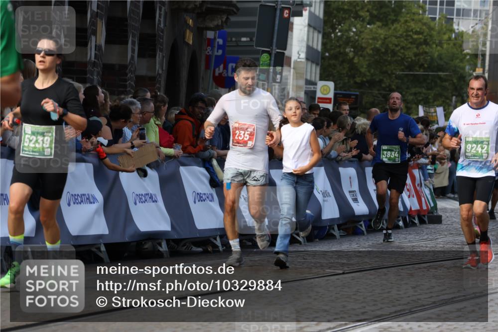 13.09.2026 - 21. swb-Marathon Bremen Strokosch-Dieckow http://msf.ph/oto/10329884 13.09.2026 13:14:32 Ziel 107, 235, 1433, 1542, 1613, 1998, 2043, 2084, 2203, 2701, 2824, 2913, 2922, 3545, 4452, 4728, 5593, 5610, 5986, 6145, 7029, 7435, 7591, 7659, 7963, 8118, 8886, 8919, 9783, 10105, 199, 615, 616, 1455, 2251, 2847, 2971, 2997, 3012, 3057, 3175, 3834, 4097, 4246, 4586, 4685, 5239, 5649, 5962, 6472, 7251, 7782, 8366, 9242, 10016 meine-sportfotos.de