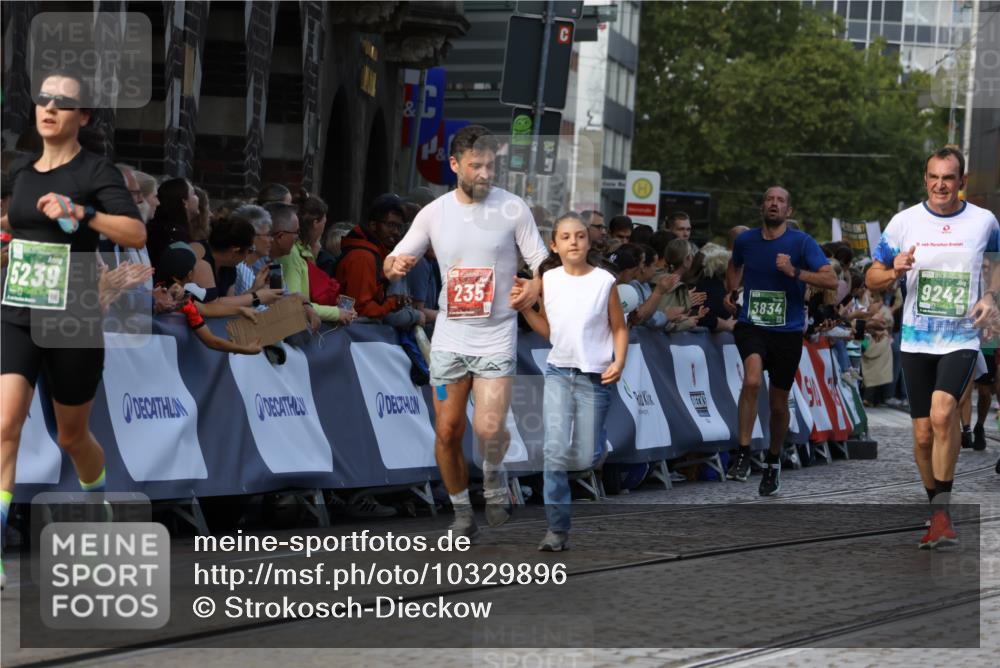 13.09.2026 - 21. swb-Marathon Bremen Strokosch-Dieckow http://msf.ph/oto/10329896 13.09.2026 13:14:32 Ziel 107, 235, 1433, 1542, 1613, 1998, 2043, 2084, 2203, 2701, 2824, 2913, 2922, 3545, 4452, 4728, 5593, 5610, 5986, 6145, 7029, 7435, 7591, 7659, 7963, 8118, 8886, 8919, 9783, 10105, 199, 615, 616, 1455, 2251, 2847, 2971, 2997, 3012, 3057, 3175, 3834, 4097, 4246, 4586, 4685, 5239, 5649, 5962, 6472, 7251, 7782, 8366, 9242, 10016 meine-sportfotos.de