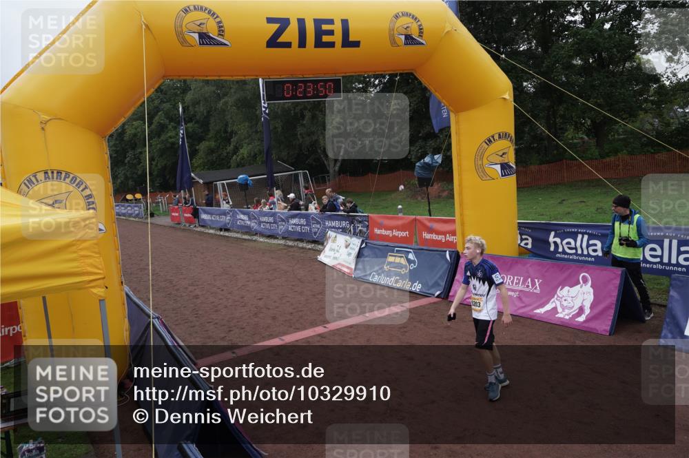 13.09.2026 - Airport Race Dennis Weichert http://msf.ph/oto/10329910 13.09.2026 10:24:23 Ziel 4017, 5145, 5147 meine-sportfotos.de