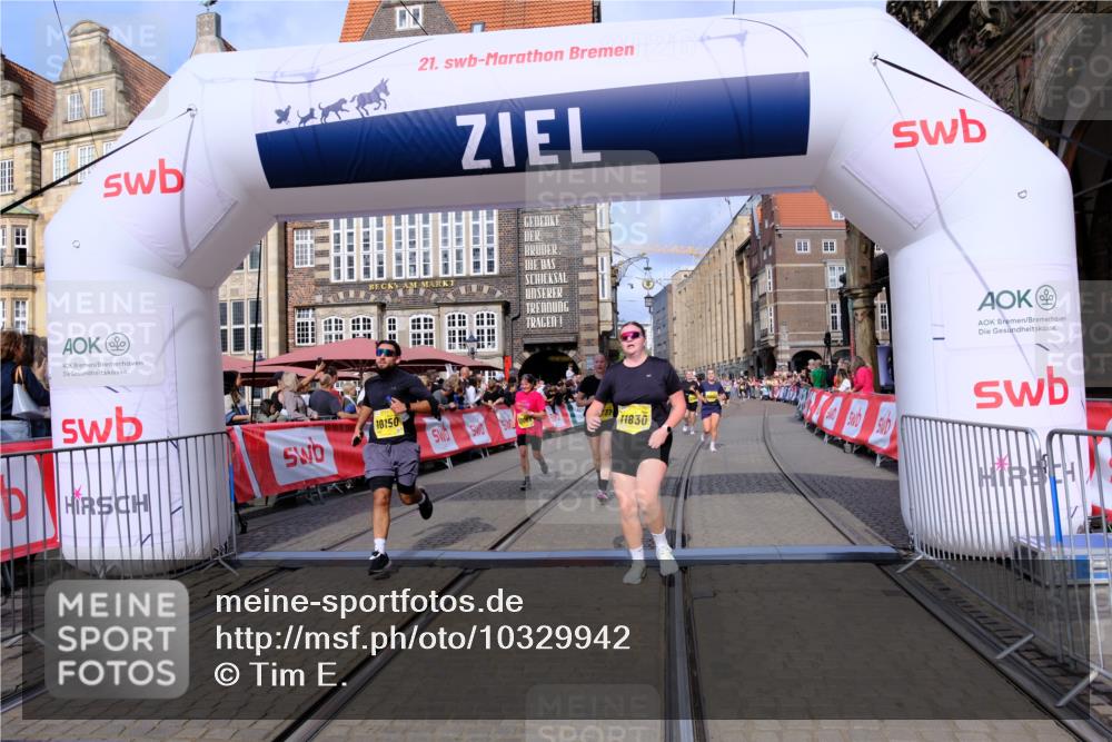 13.09.2026 - 21. swb-Marathon Bremen Tim E. http://msf.ph/oto/10329942 13.09.2026 11:03:32 Ziel 10092, 10150, 10195, 10237, 10309, 10528, 10531, 10598, 10715, 10724, 10727, 10904, 10959, 11070, 11493, 11676, 11830, 11836, 12068, 12184, 12185, 12214, 12421, 12432, 12483, 12611 meine-sportfotos.de