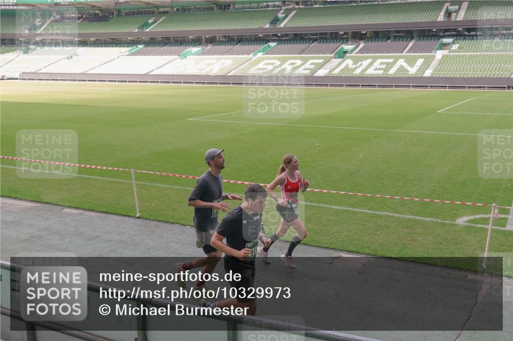 13.09.2026 - 21. swb-Marathon Bremen Michael Burmester http://msf.ph/oto/10329973 13.09.2026 13:01:00 Laufen im Stadion 135, 242, 260, 282, 318, 342, 440, 531, 651, 687, 930, 1006, 1067, 1209, 1368, 1436, 1448, 1493, 1494, 1582, 1650, 1861, 1896, 1935, 1963, 2033, 2062, 2088, 2293, 2306, 2322, 2370, 2409, 2427, 2481, 2485, 2490, 2491, 2517, 2560, 2561, 2570, 2627, 2658, 2686, 2700, 2708, 2781, 2906, 2914, 2967, 3076, 3105, 3145, 3168, 3173, 3273, 3354, 3372, 3374, 3375, 3385, 3480, 3524, 3526, 3642, 3667, 3729, 3774, 3806, 3855, 3856, 3861, 3930 meine-sportfotos.de