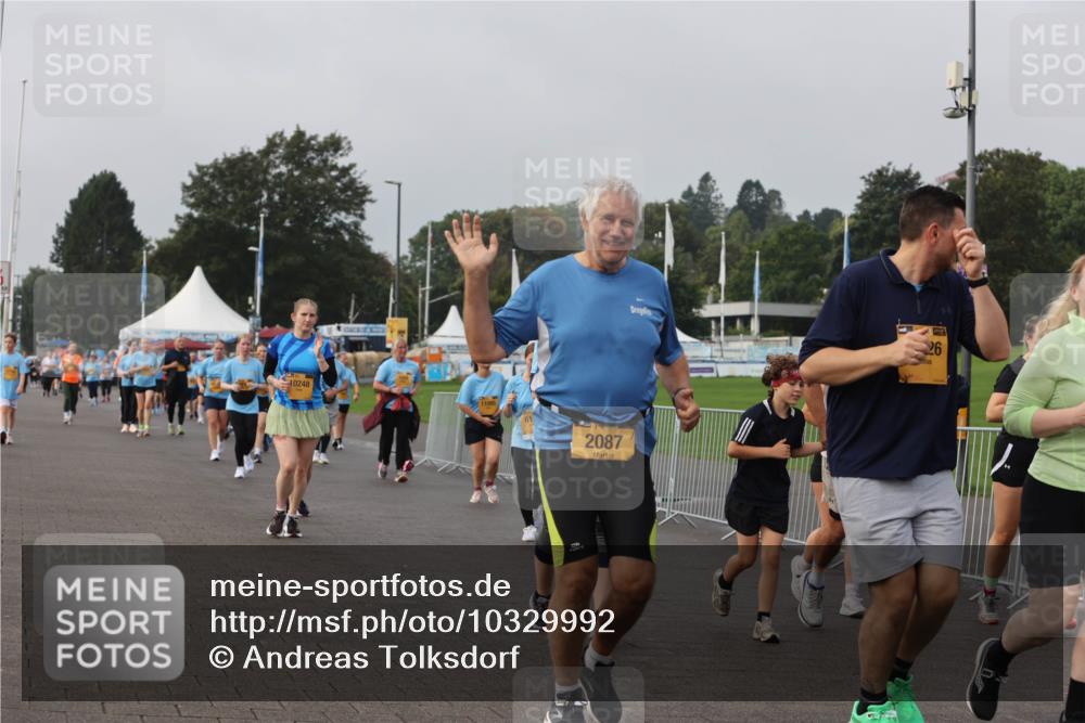 13.09.2026 - Kiel Lauf Andreas Tolksdorf http://msf.ph/oto/10329992 13.09.2026 09:31:21 Kiellinie 10248, 11095, 7773, 2087, 26 meine-sportfotos.de