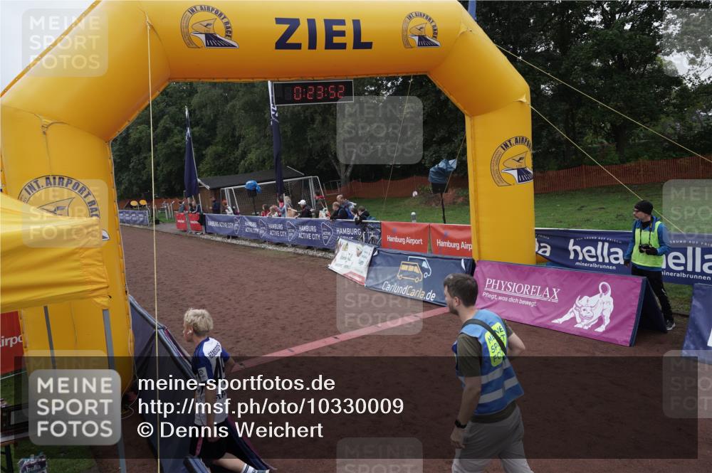 13.09.2026 - Airport Race Dennis Weichert http://msf.ph/oto/10330009 13.09.2026 10:24:26 Ziel 4017, 5018, 5145, 5147 meine-sportfotos.de