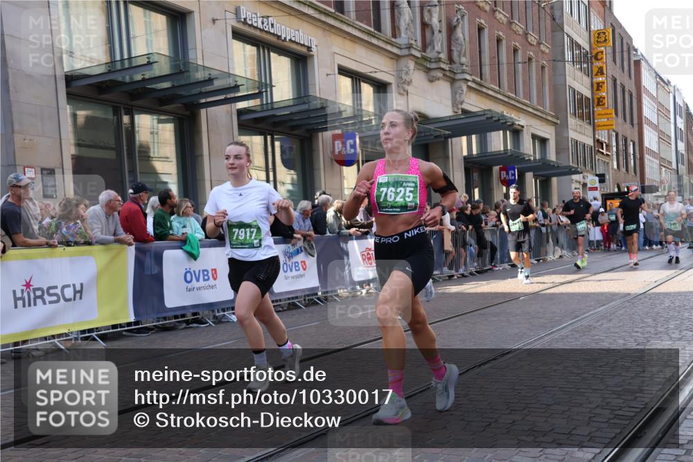 13.09.2026 - 21. swb-Marathon Bremen Strokosch-Dieckow http://msf.ph/oto/10330017 13.09.2026 13:21:58 Ziel 148, 1601, 1645, 2499, 3021, 3652, 3855, 4204, 4211, 6621, 7625, 7917, 8447, 8452, 8574, 9668, 9839, 141, 148, 572, 1209, 1254, 2051, 2088, 2397, 3290, 3338, 3695, 3774, 3930, 3934, 4581, 4735, 5193, 6865, 6976, 7098, 7176, 8438, 8452, 8924, 8947, 9059, 9421, 9599, 10120 meine-sportfotos.de