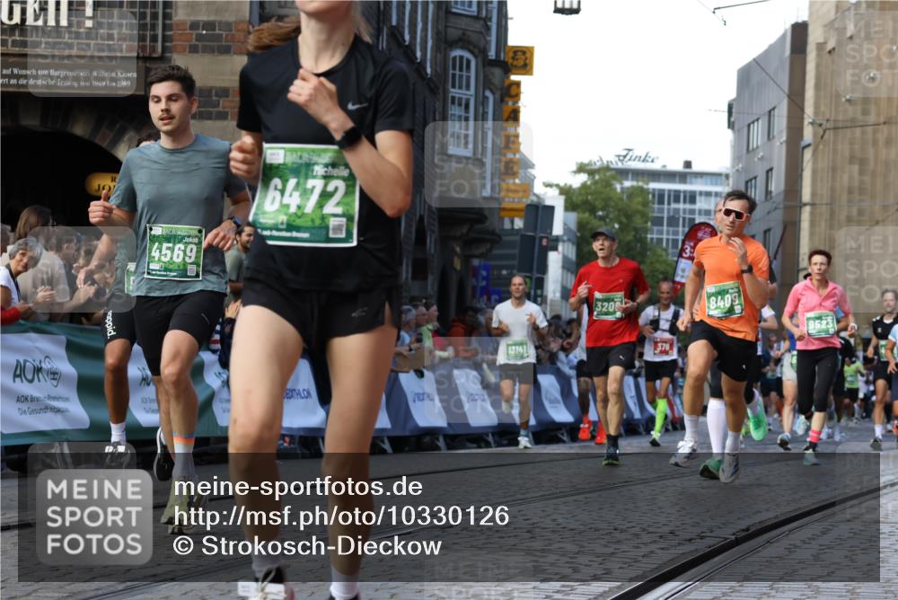 13.09.2026 - 21. swb-Marathon Bremen Strokosch-Dieckow http://msf.ph/oto/10330126 13.09.2026 13:14:48 Ziel 199, 376, 469, 1043, 1125, 1492, 1814, 2203, 2913, 3085, 3545, 3821, 3834, 4452, 4685, 5239, 5794, 5836, 5986, 6130, 6506, 7117, 7659, 7826, 8366, 8456, 9242, 9783, 9868, 889, 1510, 1748, 2383, 3206, 3504, 3717, 4226, 4968, 5294, 5298, 5315, 5417, 5471, 5796, 6379, 6404, 6521, 6528, 6717, 7190, 8238, 9523, 9797, 13141 meine-sportfotos.de