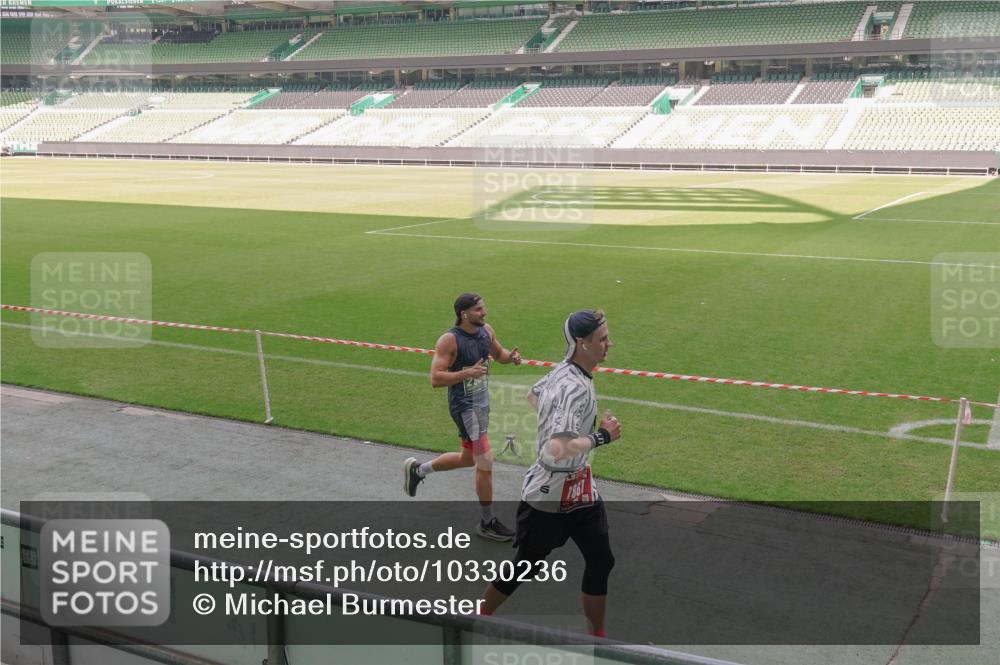 13.09.2026 - 21. swb-Marathon Bremen Michael Burmester http://msf.ph/oto/10330236 13.09.2026 13:01:30 Laufen im Stadion 135, 150, 242, 282, 318, 440, 531, 651, 687, 722, 930, 946, 1006, 1067, 1163, 1250, 1368, 1436, 1448, 1582, 1650, 1861, 1896, 1935, 1963, 2033, 2047, 2062, 2292, 2293, 2306, 2322, 2345, 2370, 2378, 2409, 2427, 2485, 2490, 2491, 2560, 2561, 2627, 2638, 2658, 2666, 2700, 2708, 2781, 2906, 2967, 2987, 3013, 3044, 3076, 3105, 3145, 3163, 3164, 3168, 3173, 3187, 3248, 3294, 3334, 3354, 3372, 3374, 3375, 3385, 3392, 3480, 3524, 3526, 3527, 3642, 3667, 3729, 3774, 3806, 3855, 3856 meine-sportfotos.de