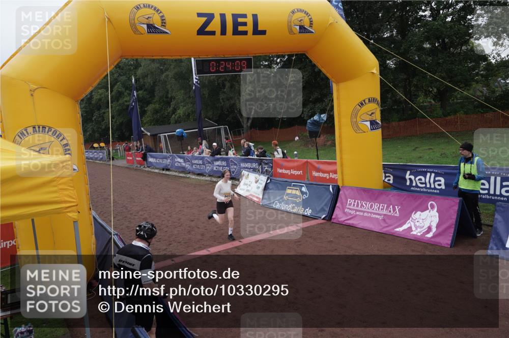 13.09.2026 - Airport Race Dennis Weichert http://msf.ph/oto/10330295 13.09.2026 10:24:42 Ziel 5055, 5126, 5293, 5312, 5425, 5472 meine-sportfotos.de