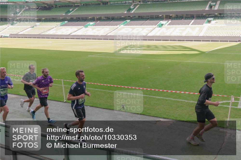 13.09.2026 - 21. swb-Marathon Bremen Michael Burmester http://msf.ph/oto/10330353 13.09.2026 13:01:40 Laufen im Stadion 150, 242, 282, 318, 440, 531, 687, 722, 930, 936, 946, 1006, 1067, 1163, 1250, 1436, 1448, 1582, 1650, 1896, 1963, 2033, 2047, 2062, 2292, 2306, 2322, 2345, 2370, 2378, 2409, 2427, 2485, 2490, 2491, 2560, 2561, 2627, 2638, 2658, 2666, 2668, 2700, 2708, 2781, 2906, 2967, 2987, 3013, 3044, 3145, 3163, 3164, 3168, 3173, 3187, 3248, 3294, 3334, 3372, 3374, 3375, 3385, 3392, 3480, 3524, 3526, 3527, 3603, 3642, 3667, 3721, 3729, 3774, 3806, 3852, 3856, 4000, 4506 meine-sportfotos.de