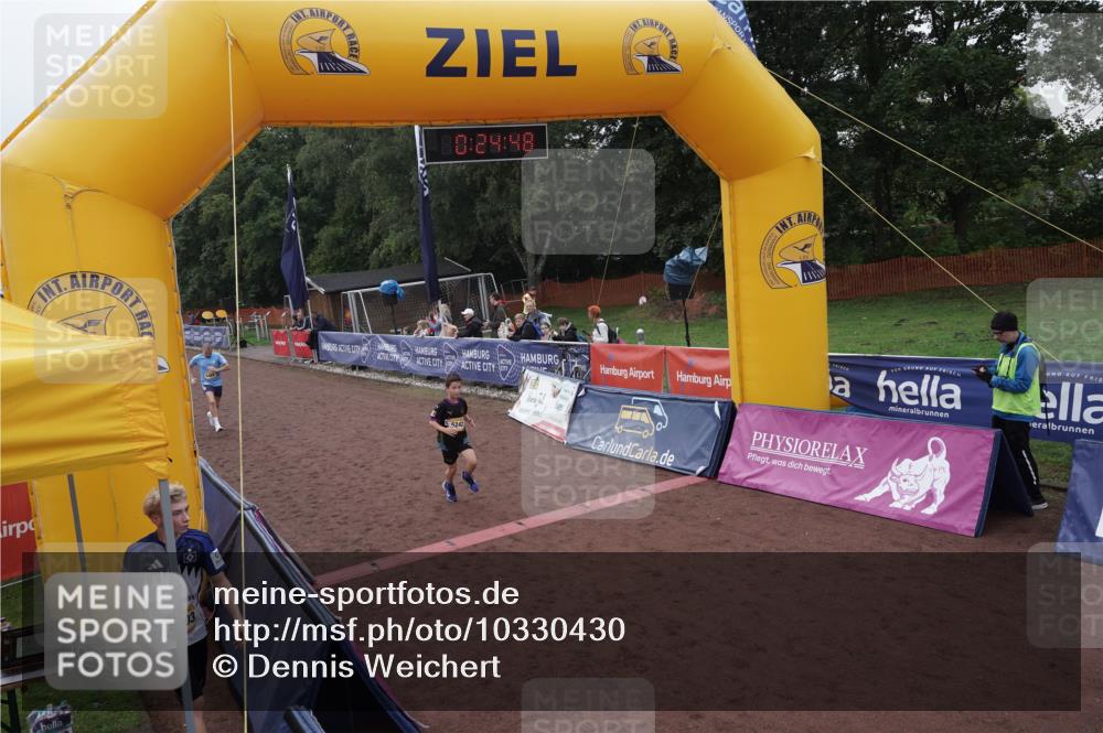 13.09.2026 - Airport Race Dennis Weichert http://msf.ph/oto/10330430 13.09.2026 10:25:22 Ziel 382, 5095, 5242, 5469 meine-sportfotos.de