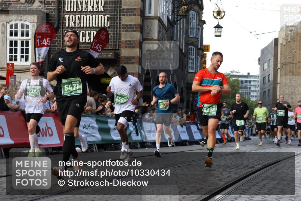13.09.2026 - 21. swb-Marathon Bremen Strokosch-Dieckow http://msf.ph/oto/10330434 13.09.2026 13:14:58 Ziel 199, 376, 615, 616, 1043, 1455, 1492, 1814, 2251, 2847, 2971, 2997, 3012, 3057, 3085, 3175, 3821, 3834, 4097, 4246, 4586, 4685, 5239, 5649, 5794, 5962, 6472, 6506, 7117, 7251, 7782, 7826, 8366, 9242, 9868, 10016, 1664, 2383, 3357, 3717, 4382, 4992, 5003, 5149, 5294, 5298, 5385, 5417, 6351, 6521, 6717, 6773, 6902, 7190, 7432, 7497, 7515, 9253, 9338, 9363, 9483, 13137, 13139 meine-sportfotos.de