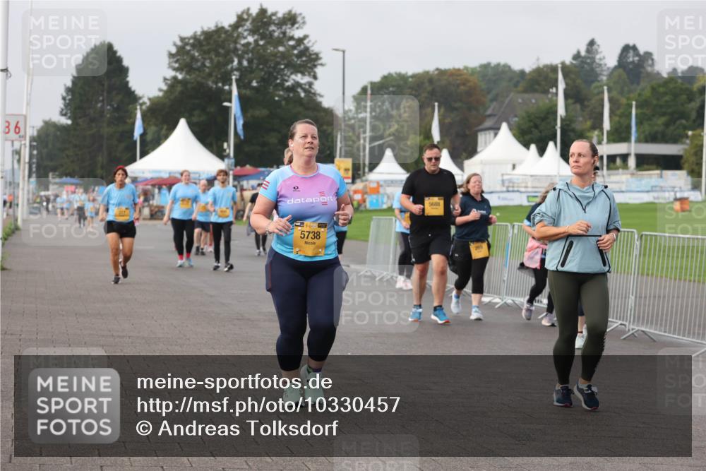 13.09.2026 - Kiel Lauf Andreas Tolksdorf http://msf.ph/oto/10330457 13.09.2026 09:32:17 Kiellinie 36, 5688, 38, 5738 meine-sportfotos.de