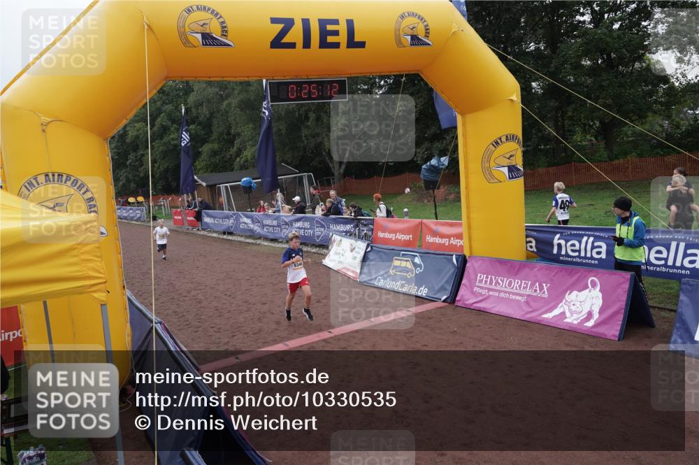 13.09.2026 - Airport Race Dennis Weichert http://msf.ph/oto/10330535 13.09.2026 10:25:46 Ziel 5139, 5346, 5414 meine-sportfotos.de