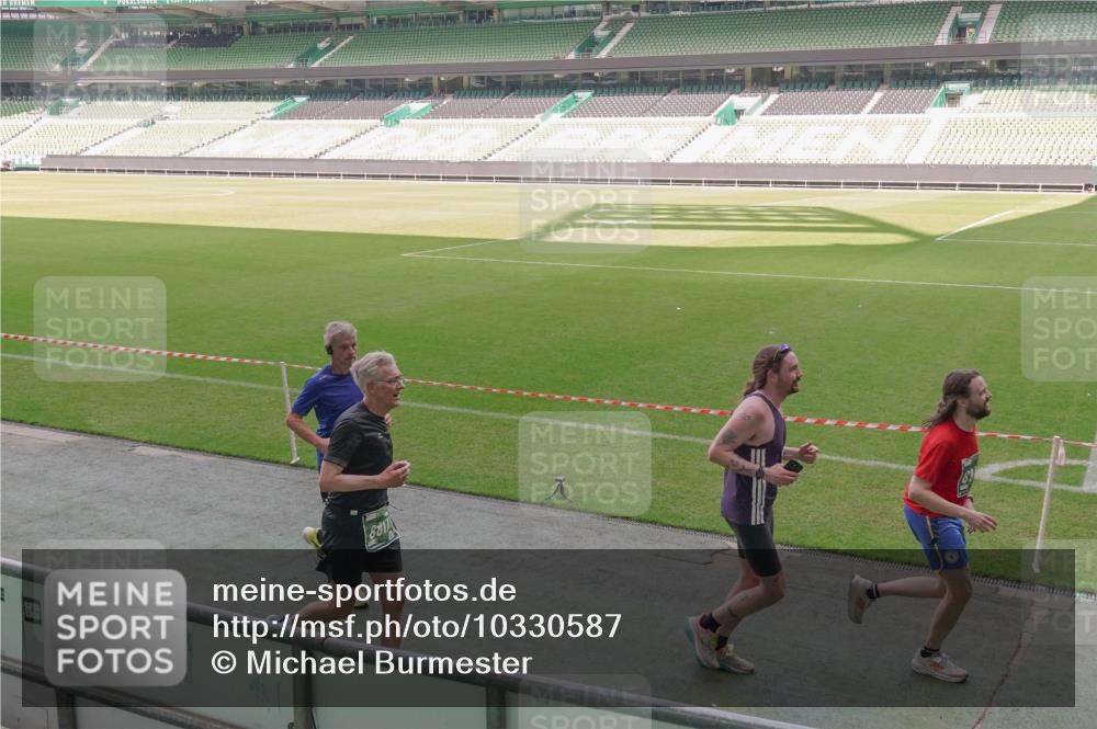 13.09.2026 - 21. swb-Marathon Bremen Michael Burmester http://msf.ph/oto/10330587 13.09.2026 13:02:02 Laufen im Stadion 150, 242, 282, 318, 440, 531, 687, 722, 930, 936, 946, 1006, 1067, 1163, 1250, 1436, 1448, 1582, 1896, 2033, 2047, 2062, 2276, 2292, 2345, 2364, 2370, 2378, 2409, 2485, 2490, 2491, 2560, 2561, 2627, 2638, 2658, 2666, 2668, 2708, 2779, 2781, 2967, 2987, 3013, 3044, 3114, 3163, 3164, 3173, 3187, 3248, 3258, 3294, 3334, 3372, 3374, 3375, 3385, 3392, 3496, 3524, 3526, 3527, 3576, 3585, 3603, 3642, 3667, 3721, 3806, 3852, 3893, 4000, 4506, 4558 meine-sportfotos.de