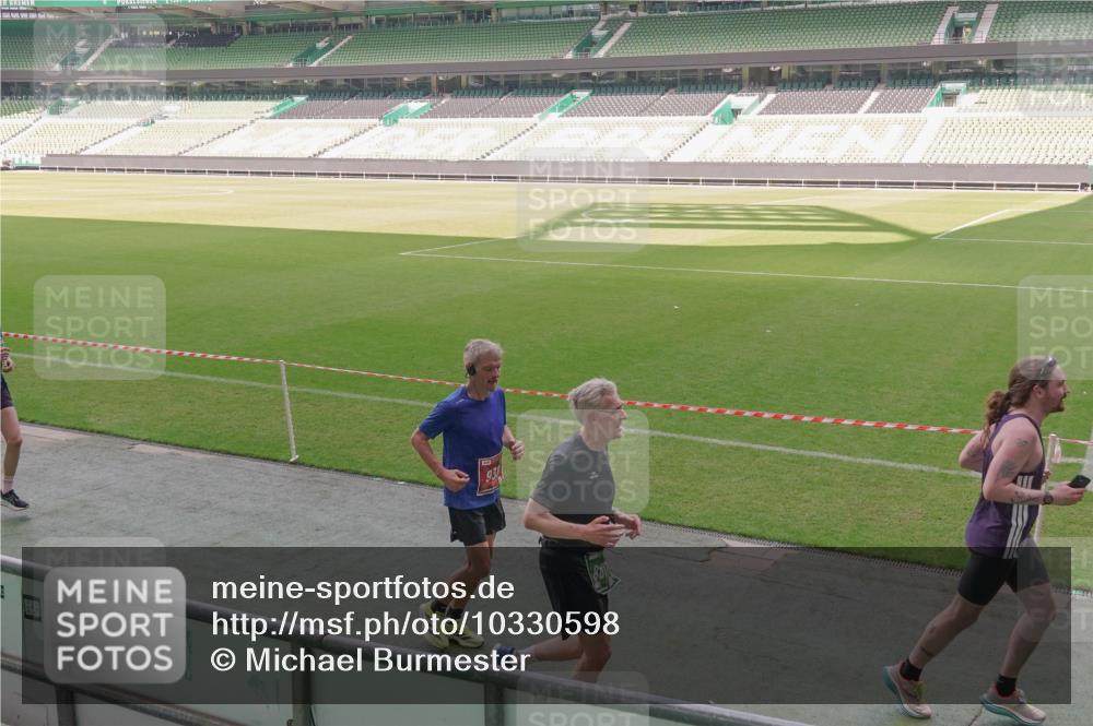 13.09.2026 - 21. swb-Marathon Bremen Michael Burmester http://msf.ph/oto/10330598 13.09.2026 13:02:03 Laufen im Stadion 150, 242, 282, 318, 440, 531, 687, 722, 930, 936, 946, 1006, 1067, 1163, 1250, 1436, 1448, 1582, 1896, 2033, 2047, 2062, 2276, 2292, 2345, 2364, 2370, 2378, 2409, 2421, 2485, 2490, 2491, 2560, 2561, 2627, 2638, 2658, 2666, 2668, 2708, 2779, 2781, 2967, 2987, 3013, 3044, 3114, 3163, 3164, 3173, 3187, 3248, 3258, 3294, 3334, 3372, 3374, 3375, 3385, 3392, 3496, 3524, 3526, 3527, 3576, 3585, 3603, 3642, 3667, 3721, 3806, 3852, 3893, 4000, 4506, 4558 meine-sportfotos.de