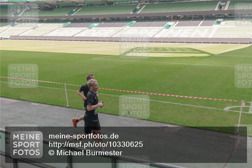 13.09.2026 - 21. swb-Marathon Bremen Michael Burmester http://msf.ph/oto/10330625 13.09.2026 13:02:07 Laufen im Stadion 150, 242, 282, 318, 440, 531, 687, 722, 930, 936, 946, 1006, 1067, 1163, 1250, 1436, 1448, 1582, 1896, 2033, 2047, 2062, 2276, 2292, 2345, 2364, 2370, 2378, 2409, 2421, 2485, 2490, 2491, 2560, 2561, 2627, 2638, 2658, 2666, 2668, 2779, 2781, 2967, 2987, 3013, 3044, 3114, 3163, 3164, 3187, 3248, 3258, 3294, 3334, 3372, 3374, 3375, 3385, 3392, 3496, 3524, 3526, 3527, 3576, 3585, 3603, 3667, 3721, 3806, 3852, 3893, 3938, 3983, 4000, 4133, 4506, 4558 meine-sportfotos.de