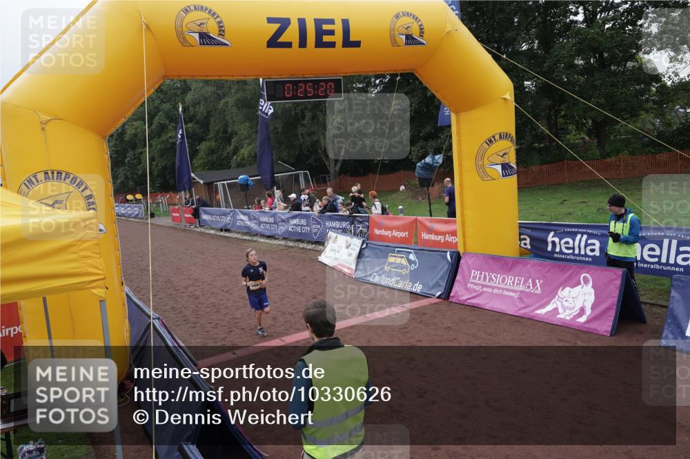 13.09.2026 - Airport Race Dennis Weichert http://msf.ph/oto/10330626 13.09.2026 10:25:54 Ziel 5063, 5139, 5414 meine-sportfotos.de