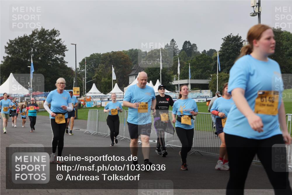 13.09.2026 - Kiel Lauf Andreas Tolksdorf http://msf.ph/oto/10330636 13.09.2026 09:32:32 Kiellinie 8103, 1396, 7415, 6143, 543, 6173 meine-sportfotos.de