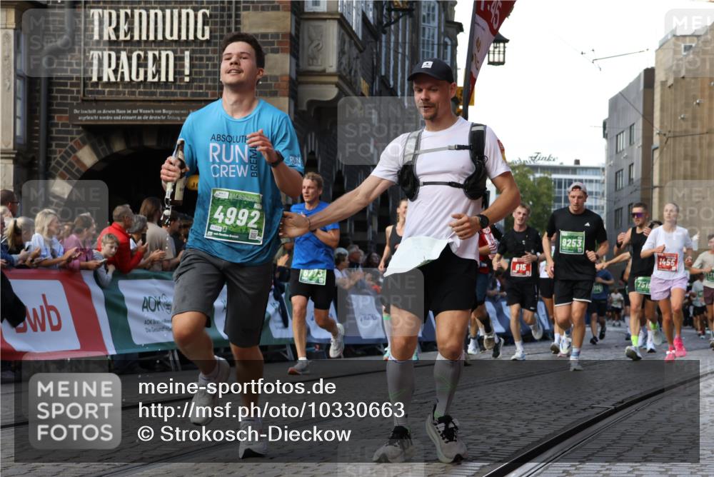 13.09.2026 - 21. swb-Marathon Bremen Strokosch-Dieckow http://msf.ph/oto/10330663 13.09.2026 13:15:08 Ziel 615, 616, 889, 1455, 1748, 2251, 2847, 2971, 2997, 3012, 3057, 3175, 3206, 3834, 4097, 4226, 4246, 4569, 4586, 4968, 5315, 5471, 5649, 5796, 5962, 6379, 6404, 6472, 6528, 7251, 7782, 8409, 9242, 9523, 9797, 10016, 13141, 1664, 3357, 3743, 4111, 4646, 5003, 5149, 5385, 6011, 6773, 6902, 7497, 7515, 7717, 7730, 8086, 8254, 8255, 9253, 9483, 13137, 13139 meine-sportfotos.de