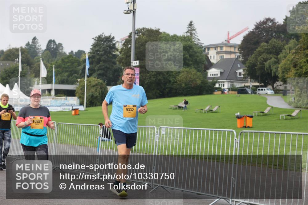 13.09.2026 - Kiel Lauf Andreas Tolksdorf http://msf.ph/oto/10330750 13.09.2026 09:32:42 Kiellinie 7339, 38, 10357, 38, 9332, 3 meine-sportfotos.de