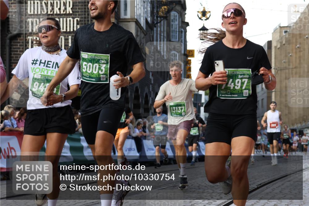 13.09.2026 - 21. swb-Marathon Bremen Strokosch-Dieckow http://msf.ph/oto/10330754 13.09.2026 13:15:13 Ziel 615, 616, 889, 1455, 1510, 1748, 2383, 2847, 3057, 3175, 3206, 3504, 3717, 4097, 4226, 4246, 4569, 4968, 5294, 5298, 5315, 5471, 5649, 5796, 5962, 6379, 6404, 6472, 6528, 6717, 7190, 7251, 8238, 8409, 9523, 9797, 13141, 3743, 4111, 4646, 4663, 6011, 6526, 7291, 7346, 7717, 7730, 8086, 8254, 8255 meine-sportfotos.de