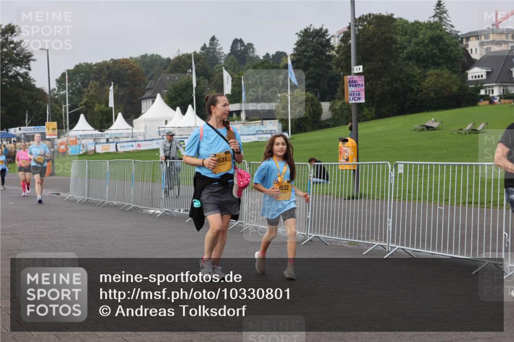 13.09.2026 - Kiel Lauf Andreas Tolksdorf http://msf.ph/oto/10330801 13.09.2026 09:32:47 Kiellinie 531, 532 meine-sportfotos.de