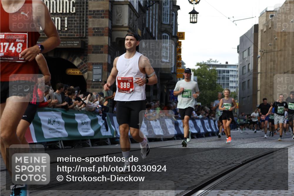 13.09.2026 - 21. swb-Marathon Bremen Strokosch-Dieckow http://msf.ph/oto/10330924 13.09.2026 13:15:17 Ziel 889, 1510, 1748, 2383, 3057, 3175, 3206, 3504, 3717, 4226, 4569, 4968, 5294, 5298, 5315, 5417, 5471, 5649, 5796, 6351, 6379, 6404, 6472, 6521, 6528, 6717, 7190, 7432, 8238, 8409, 9363, 9523, 9797, 13141, 3346, 4212, 4646, 4653, 4663, 6011, 6526, 7291, 7346, 7717, 7992, 8086, 8254, 8255, 9391 meine-sportfotos.de