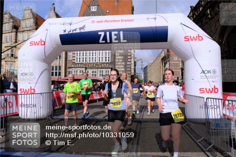 13.09.2026 - 21. swb-Marathon Bremen Tim E. http://msf.ph/oto/10331059 13.09.2026 11:04:14 Ziel 10152, 10357, 10403, 10429, 10607, 10659, 10720, 10726, 10796, 10912, 10913, 10918, 11149, 11318, 11319, 11325, 11451, 11470, 11471, 11511, 11618, 11868, 11909, 11967, 12140, 12260, 12392, 12433, 12504 meine-sportfotos.de