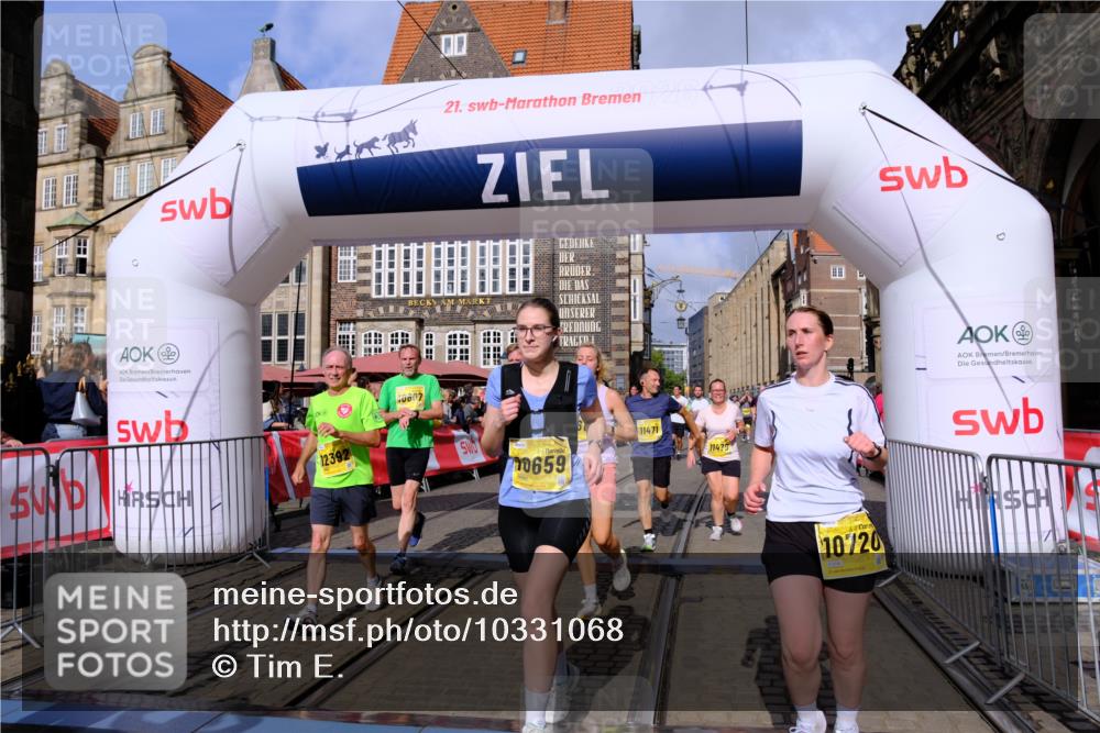 13.09.2026 - 21. swb-Marathon Bremen Tim E. http://msf.ph/oto/10331068 13.09.2026 11:04:14 Ziel 10152, 10357, 10403, 10429, 10607, 10659, 10720, 10726, 10796, 10912, 10913, 10918, 11149, 11318, 11319, 11325, 11451, 11470, 11471, 11511, 11618, 11868, 11909, 11967, 12140, 12260, 12392, 12433, 12504 meine-sportfotos.de