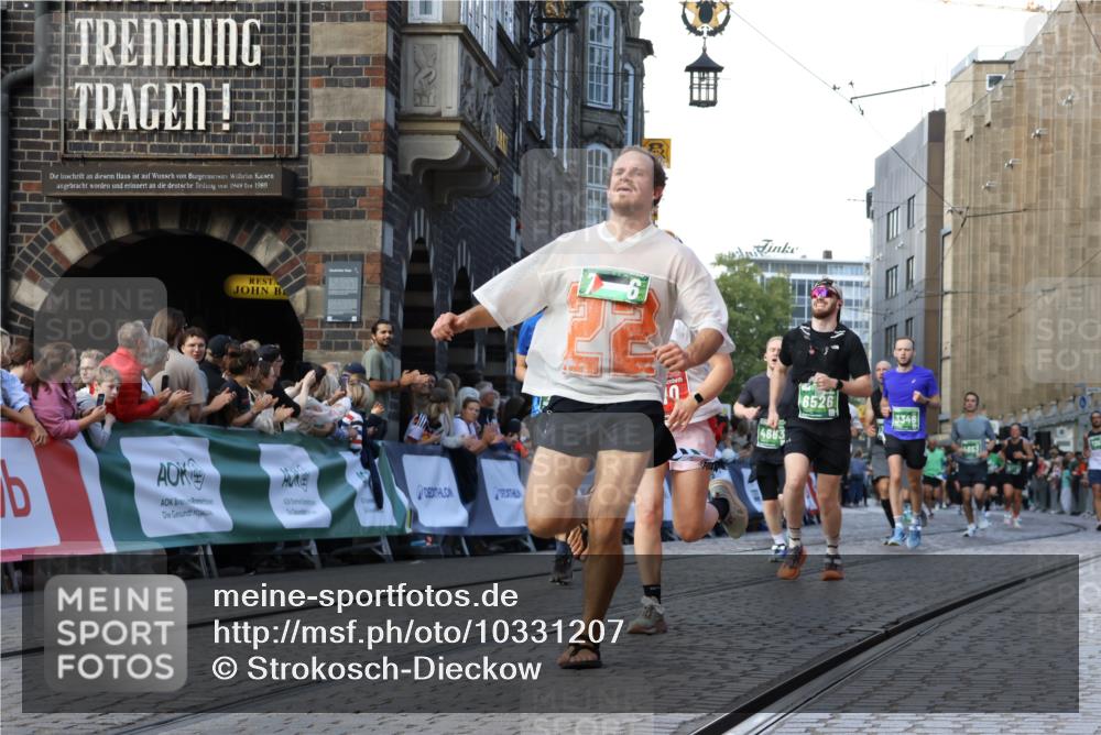 13.09.2026 - 21. swb-Marathon Bremen Strokosch-Dieckow http://msf.ph/oto/10331207 13.09.2026 13:15:25 Ziel 1510, 1664, 2383, 3357, 3504, 3717, 4382, 4992, 5003, 5149, 5294, 5298, 5385, 5417, 5471, 6351, 6379, 6521, 6528, 6717, 6773, 6902, 7190, 7432, 7497, 7515, 8238, 9253, 9338, 9363, 9483, 9797, 13137, 13139, 1033, 1445, 3346, 4212, 4653, 4663, 5533, 6162, 6526, 7203, 7291, 7992, 9029, 9391, 9475, 9777 meine-sportfotos.de