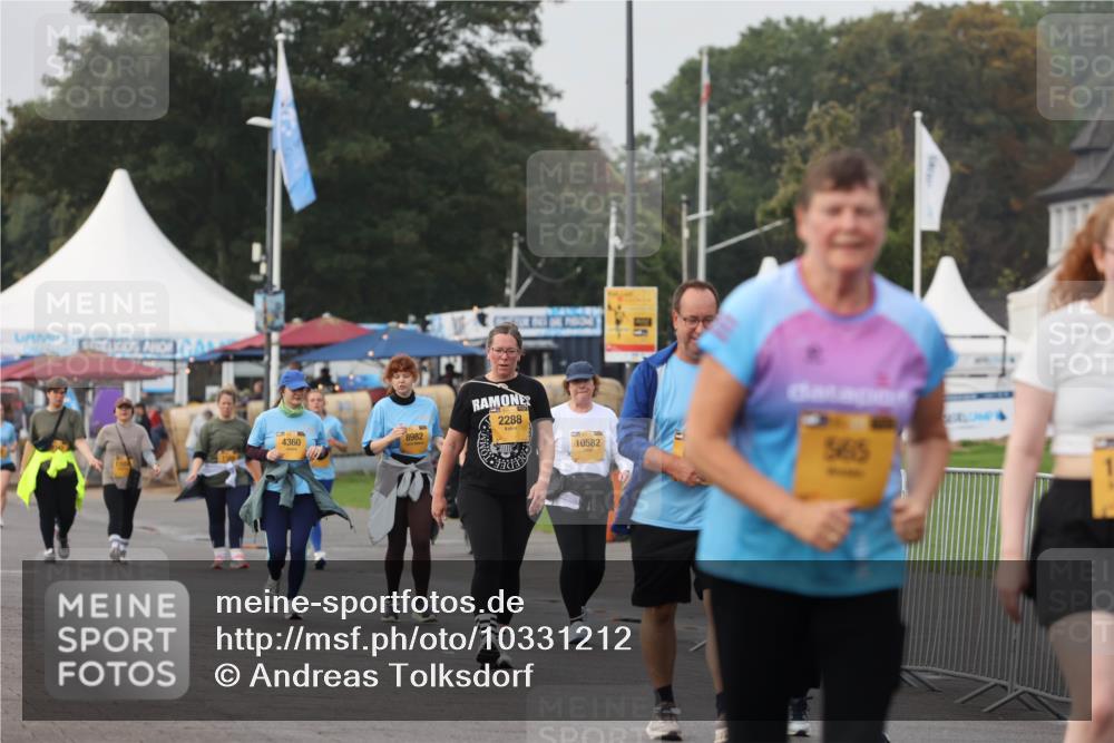 13.09.2026 - Kiel Lauf Andreas Tolksdorf http://msf.ph/oto/10331212 13.09.2026 09:33:49 Kiellinie 8982, 4360, 05, 2288, 10582, 5615 meine-sportfotos.de