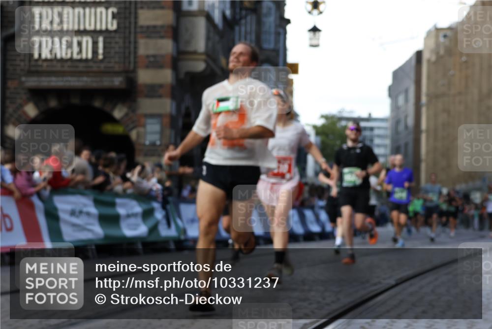 13.09.2026 - 21. swb-Marathon Bremen Strokosch-Dieckow http://msf.ph/oto/10331237 13.09.2026 13:15:25 Ziel 1510, 1664, 2383, 3357, 3504, 3717, 4382, 4992, 5003, 5149, 5294, 5298, 5385, 5417, 5471, 6351, 6379, 6521, 6528, 6717, 6773, 6902, 7190, 7432, 7497, 7515, 8238, 9253, 9338, 9363, 9483, 9797, 13137, 13139, 1033, 1445, 3346, 4212, 4653, 4663, 5533, 6162, 6526, 7203, 7291, 7992, 9029, 9391, 9475, 9777 meine-sportfotos.de