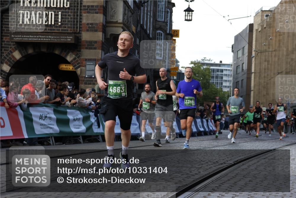 13.09.2026 - 21. swb-Marathon Bremen Strokosch-Dieckow http://msf.ph/oto/10331404 13.09.2026 13:15:28 Ziel 1510, 1664, 2383, 3357, 3504, 3717, 3743, 4111, 4382, 4992, 5003, 5149, 5294, 5298, 5385, 5417, 5471, 6351, 6521, 6528, 6717, 6773, 6902, 7190, 7432, 7497, 7515, 7730, 8238, 9253, 9338, 9363, 9483, 13137, 13139, 1033, 1445, 3346, 3536, 4212, 4573, 4653, 5533, 6162, 6515, 7203, 7992, 9029, 9391, 9475, 9777 meine-sportfotos.de