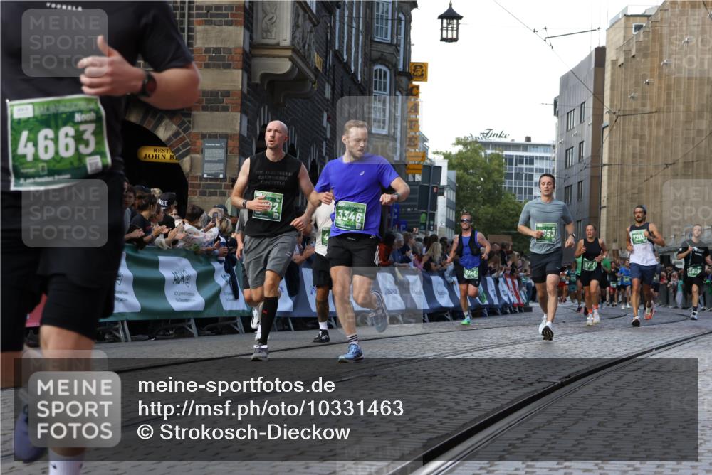 13.09.2026 - 21. swb-Marathon Bremen Strokosch-Dieckow http://msf.ph/oto/10331463 13.09.2026 13:15:29 Ziel 1510, 1664, 2383, 3357, 3504, 3717, 3743, 4111, 4382, 4992, 5003, 5149, 5294, 5298, 5385, 5417, 6351, 6521, 6717, 6773, 6902, 7190, 7432, 7497, 7515, 7717, 7730, 8238, 9253, 9338, 9363, 9483, 13137, 13139, 1033, 1445, 3346, 3536, 3836, 3991, 4212, 4573, 4653, 5533, 5588, 6162, 6515, 7203, 7992, 9029, 9391, 9475, 9777, 13249 meine-sportfotos.de