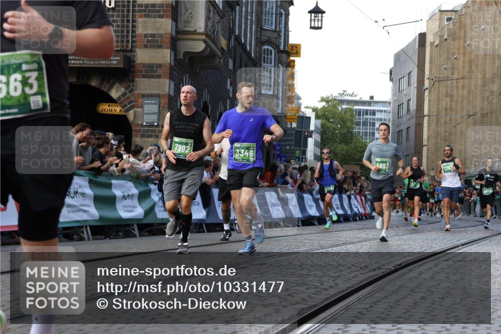 13.09.2026 - 21. swb-Marathon Bremen Strokosch-Dieckow http://msf.ph/oto/10331477 13.09.2026 13:15:29 Ziel 1510, 1664, 2383, 3357, 3504, 3717, 3743, 4111, 4382, 4992, 5003, 5149, 5294, 5298, 5385, 5417, 6351, 6521, 6717, 6773, 6902, 7190, 7432, 7497, 7515, 7717, 7730, 8238, 9253, 9338, 9363, 9483, 13137, 13139, 1033, 1445, 3346, 3536, 3836, 3991, 4212, 4573, 4653, 5533, 5588, 6162, 6515, 7203, 7992, 9029, 9391, 9475, 9777, 13249 meine-sportfotos.de