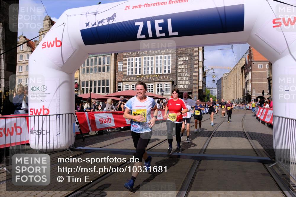 13.09.2026 - 21. swb-Marathon Bremen Tim E. http://msf.ph/oto/10331681 13.09.2026 11:04:36 Ziel 10182, 10245, 10291, 10390, 10526, 10613, 10755, 11214, 11215, 11221, 11248, 11336, 11410, 11539, 11720, 11726, 11740, 12001, 12009, 12113, 12276, 12929 meine-sportfotos.de