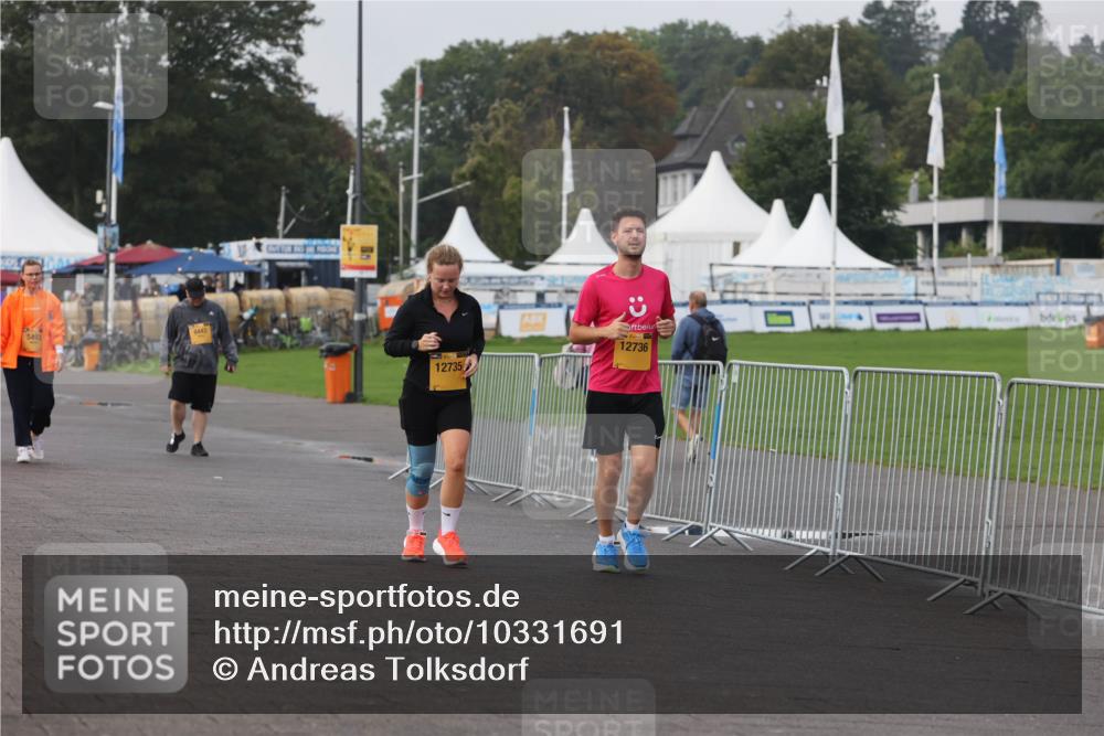 13.09.2026 - Kiel Lauf Andreas Tolksdorf http://msf.ph/oto/10331691 13.09.2026 09:35:05 Kiellinie 8443, 5493, 39, 12735, 12736 meine-sportfotos.de