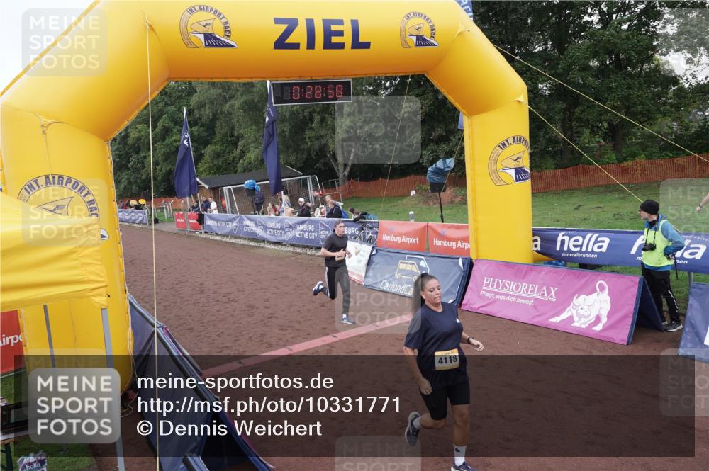 13.09.2026 - Airport Race Dennis Weichert http://msf.ph/oto/10331771 13.09.2026 10:29:32 Ziel 4110, 4111, 4118, 5038, 5259, 5269, 5348, 5436 meine-sportfotos.de