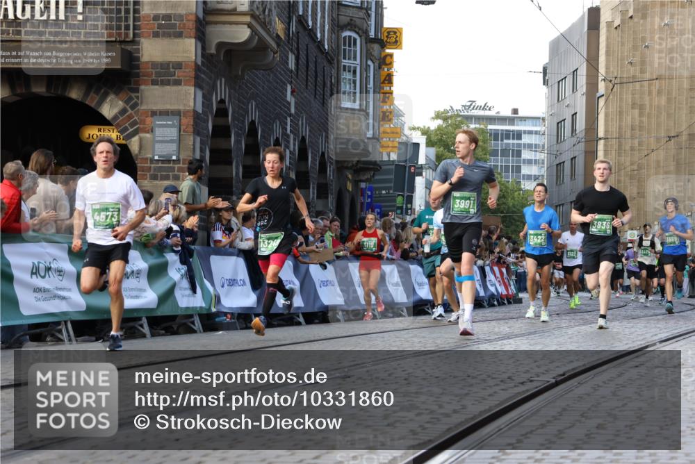 13.09.2026 - 21. swb-Marathon Bremen Strokosch-Dieckow http://msf.ph/oto/10331860 13.09.2026 13:15:42 Ziel 3357, 3743, 4111, 4646, 4663, 5003, 5385, 6011, 6526, 6773, 6902, 7291, 7346, 7497, 7515, 7717, 7730, 7992, 8086, 8254, 8255, 9253, 9483, 13137, 13139, 145, 982, 2733, 3119, 3422, 3689, 3836, 3991, 4823, 5474, 5588, 5913, 6481, 7307, 7413, 9122, 9278, 13149, 13249 meine-sportfotos.de