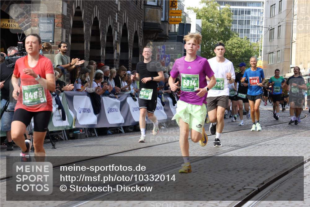 13.09.2026 - 21. swb-Marathon Bremen Strokosch-Dieckow http://msf.ph/oto/10332014 13.09.2026 13:25:28 Ziel 1080, 1119, 1166, 1264, 1436, 1448, 2322, 3105, 3187, 4091, 4113, 4459, 4507, 4918, 6079, 6113, 6943, 7306, 7326, 7409, 8245, 9036, 9073, 9152, 9360, 9493, 13088, 191, 209, 1458, 1752, 3124, 3186, 3806, 4439, 4717, 4927, 5703, 5755, 5814, 8545, 8597, 8890, 9440, 9506 meine-sportfotos.de