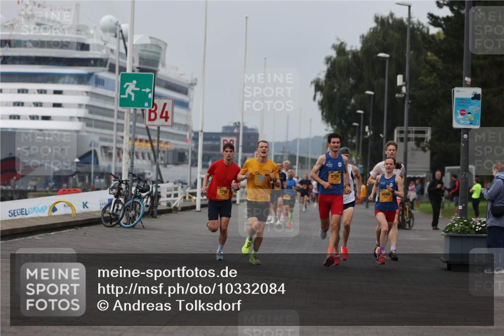 13.09.2026 - Kiel Lauf Andreas Tolksdorf http://msf.ph/oto/10332084 13.09.2026 09:51:12 Kiellinie 4, 3788, 8708, 6049 meine-sportfotos.de