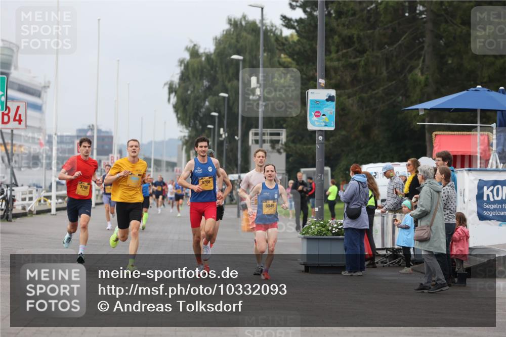 13.09.2026 - Kiel Lauf Andreas Tolksdorf http://msf.ph/oto/10332093 13.09.2026 09:51:13 Kiellinie 4, 3788, 8708, 6049 meine-sportfotos.de